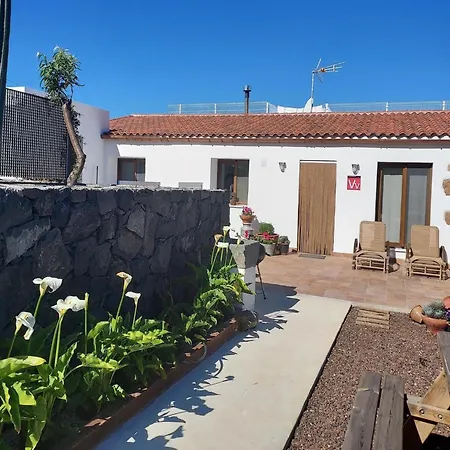 Bellas, Adeje Tatil Evi *